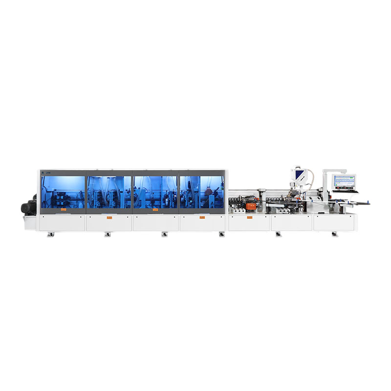 How does the heavy-duty high-speed straight-edge banding machine maintain edge banding accuracy during high-speed operation?